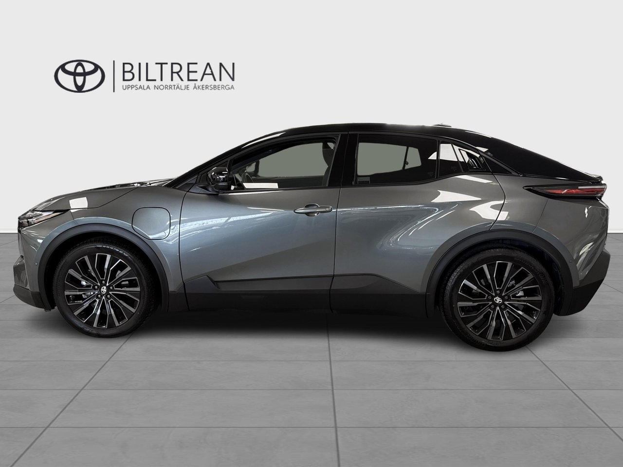 Toyota C-HR+ 77 kWh AWD EXE JBL 2026, bild 2/16