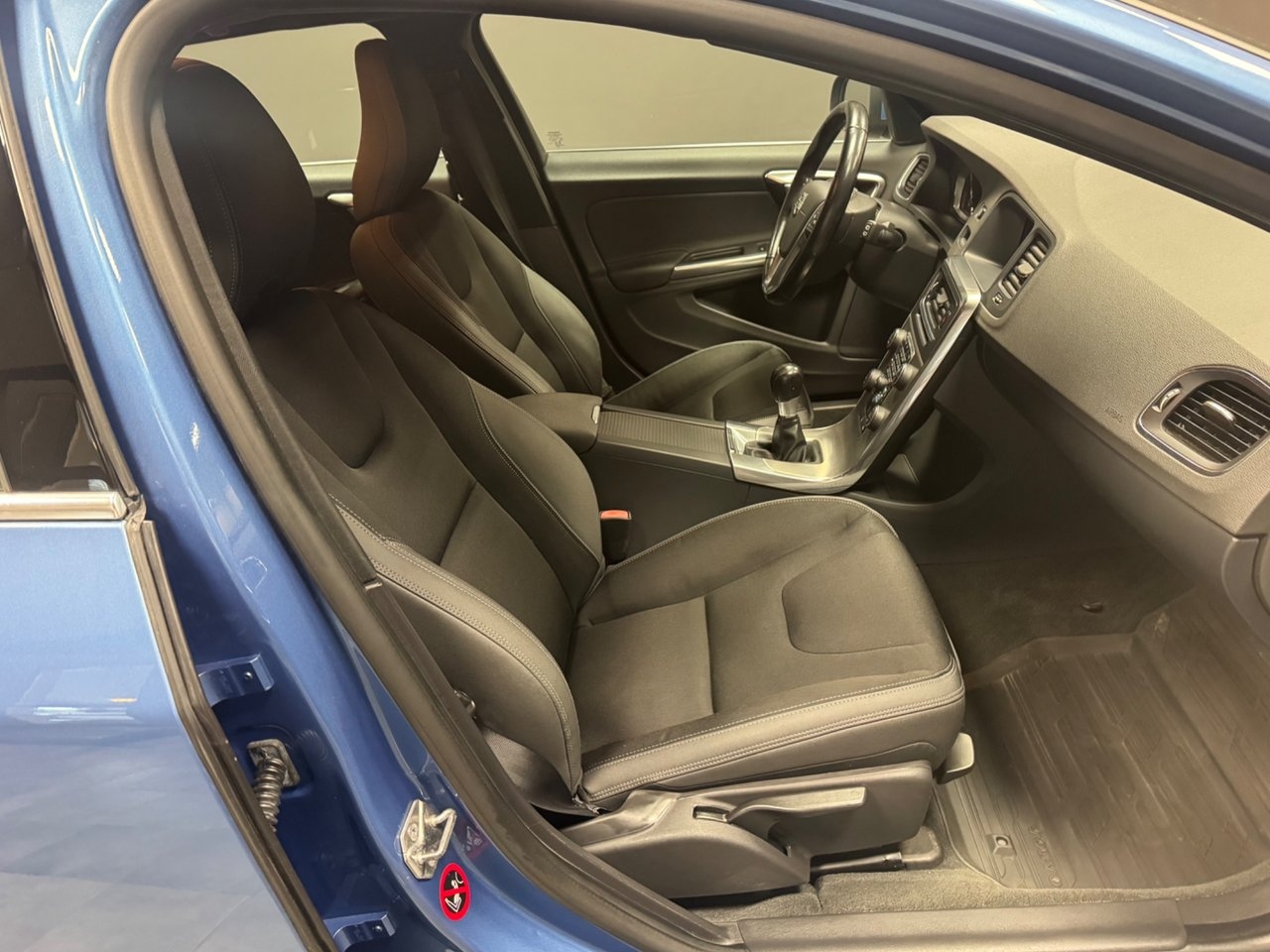 Volvo V60 2014, bild 6/8