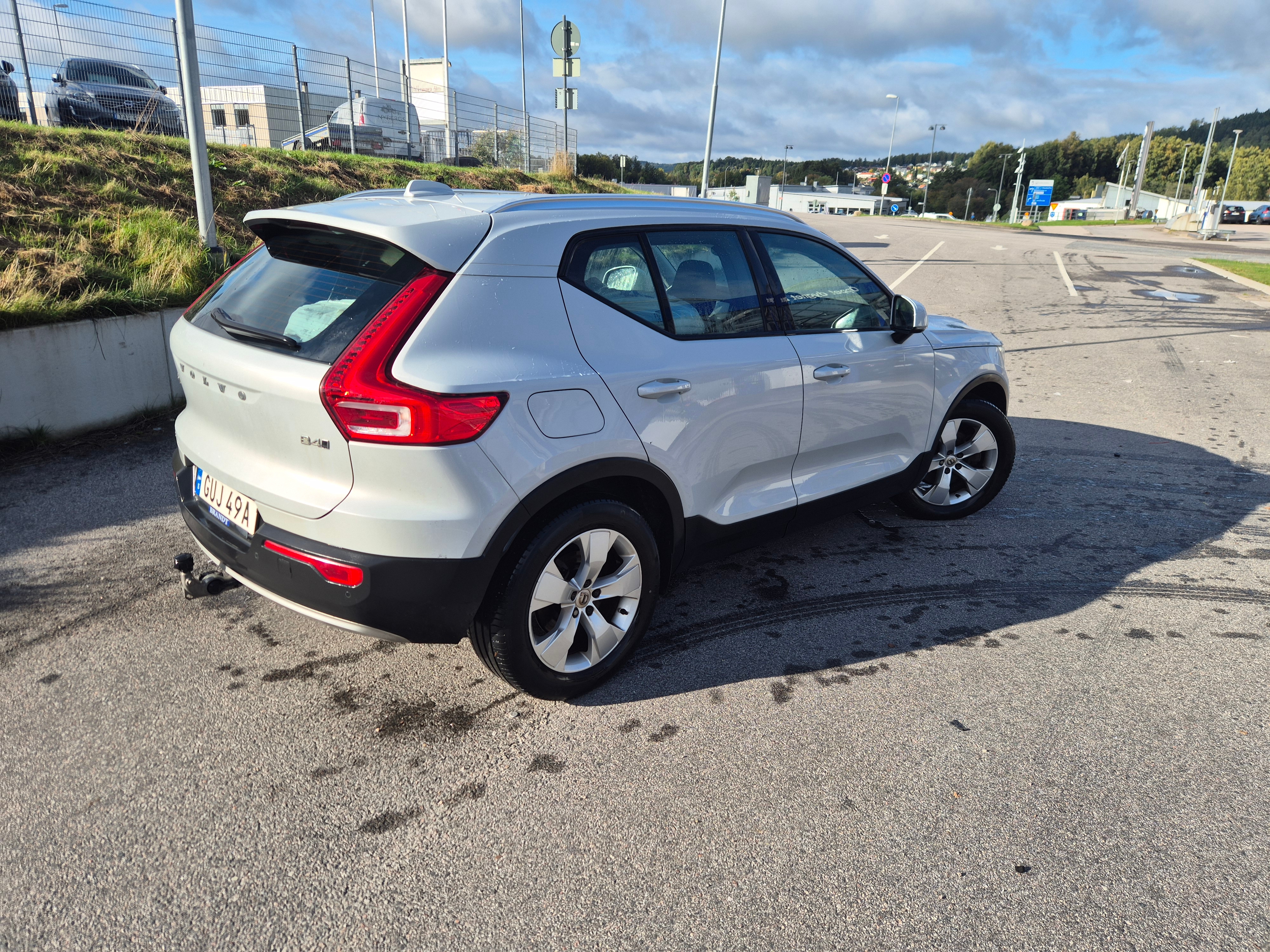 Volvo XC40 B4 AWD Geartronic 2021, bild 4/6