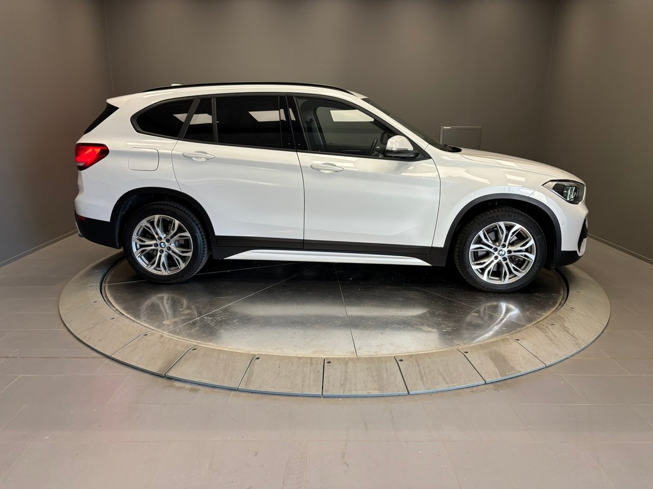 BMW X1 2022, bild 6/10