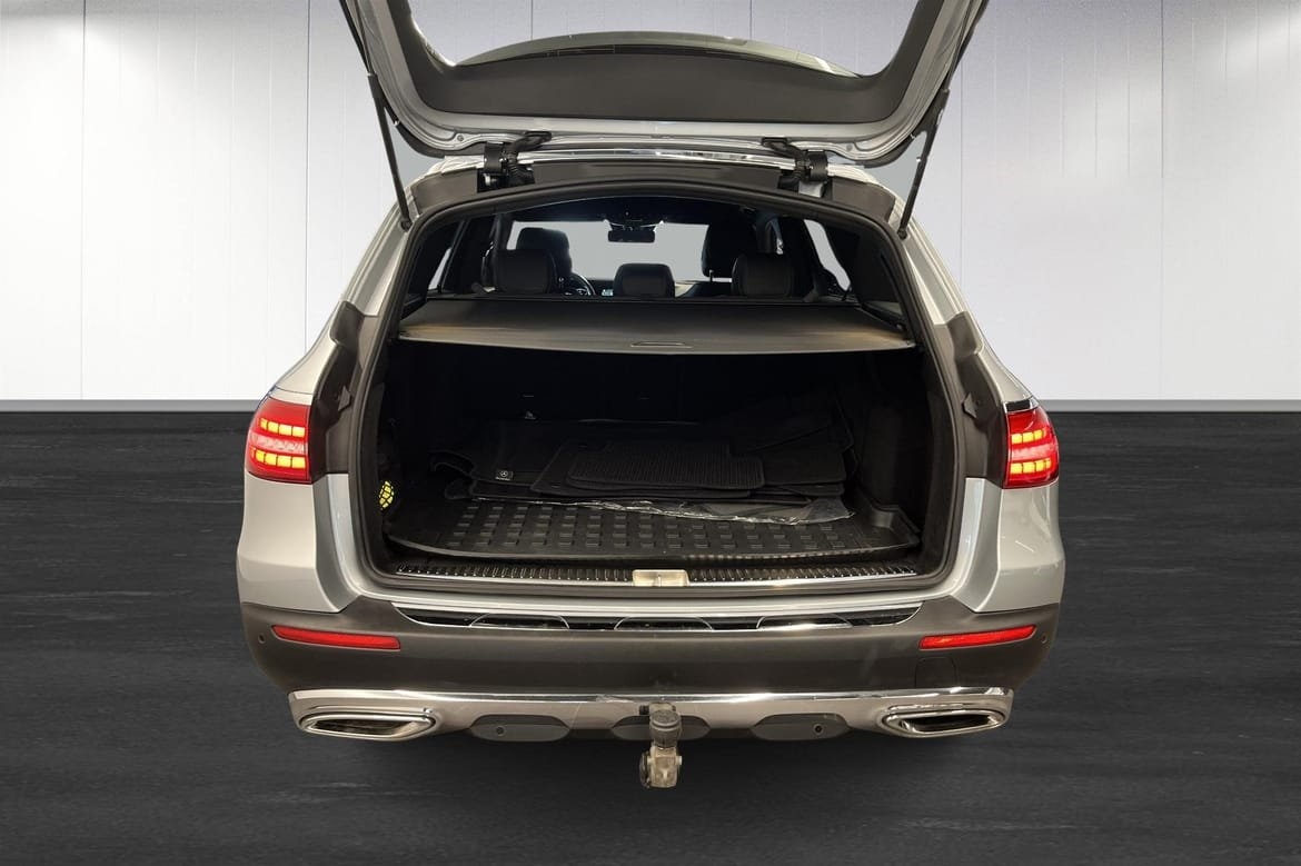 Mercedes-Benz E 220 Drag/Skinn/360 2022, bild 7/10