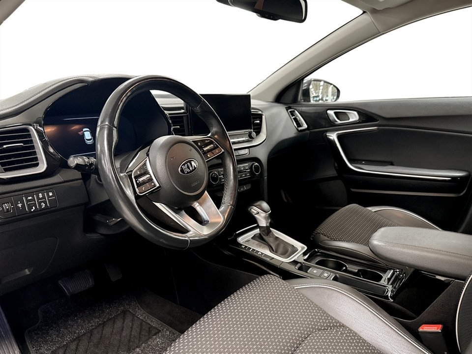 Kia XCeed PHEV 141hk Aut 2021, photo 4/10