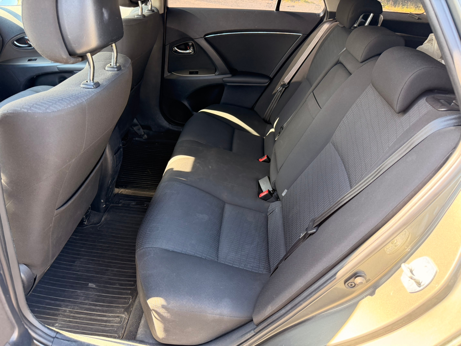 Toyota Avensis Kombi 2.0 Manuell 2009, bild 7/10