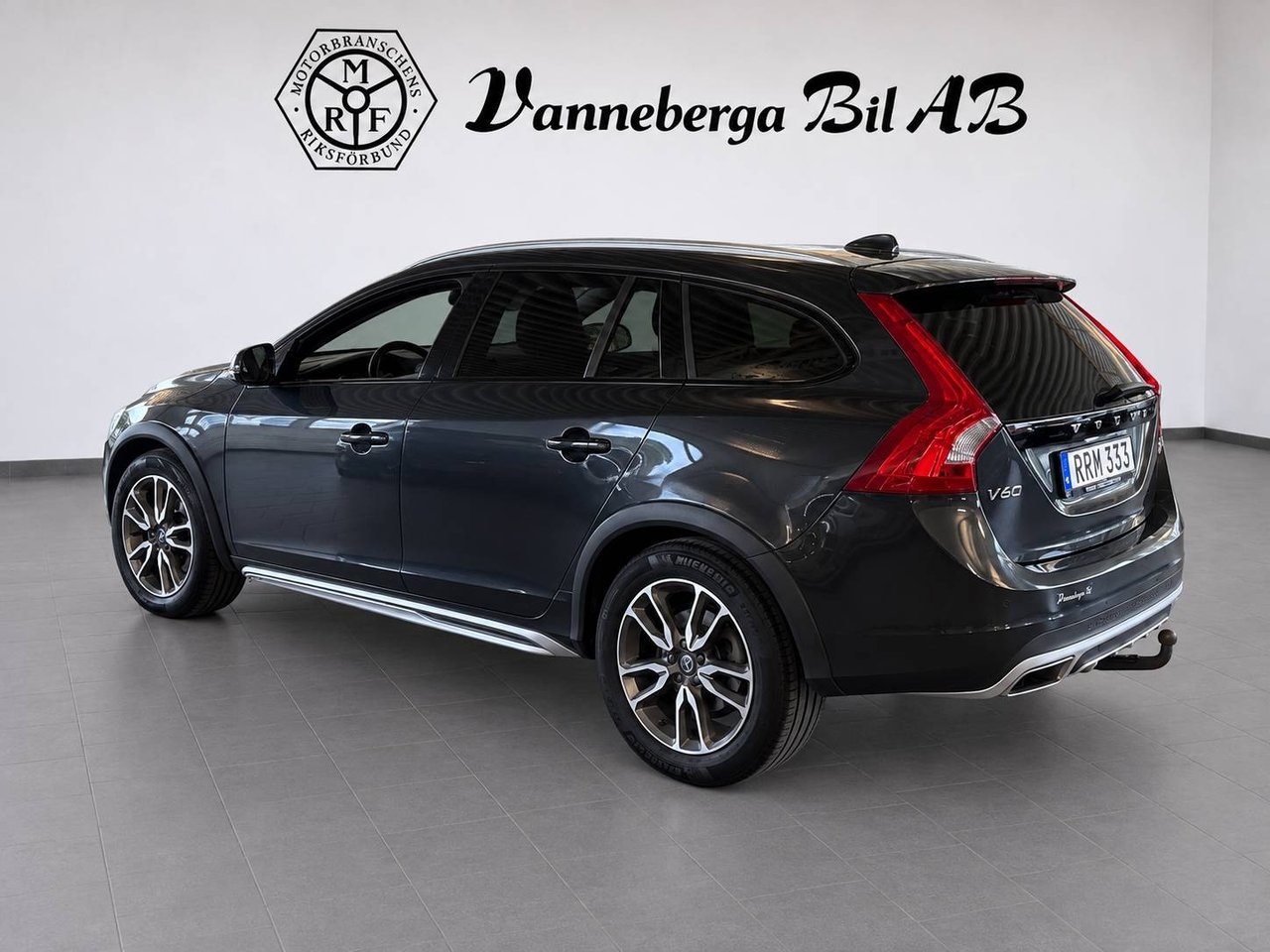 Volvo V60 Cross Country 2018, kuva 4/6