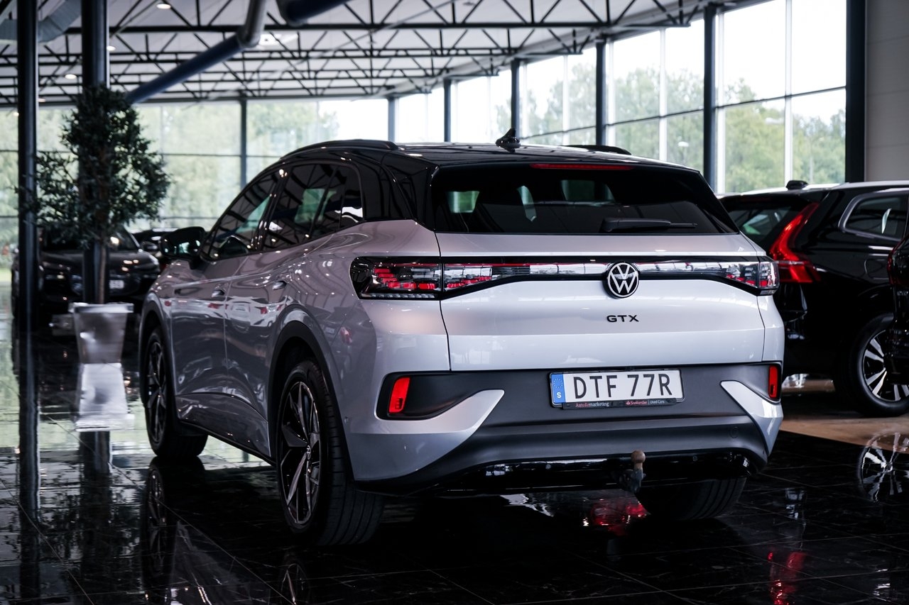Volkswagen ID.4 2023, photo 7/10