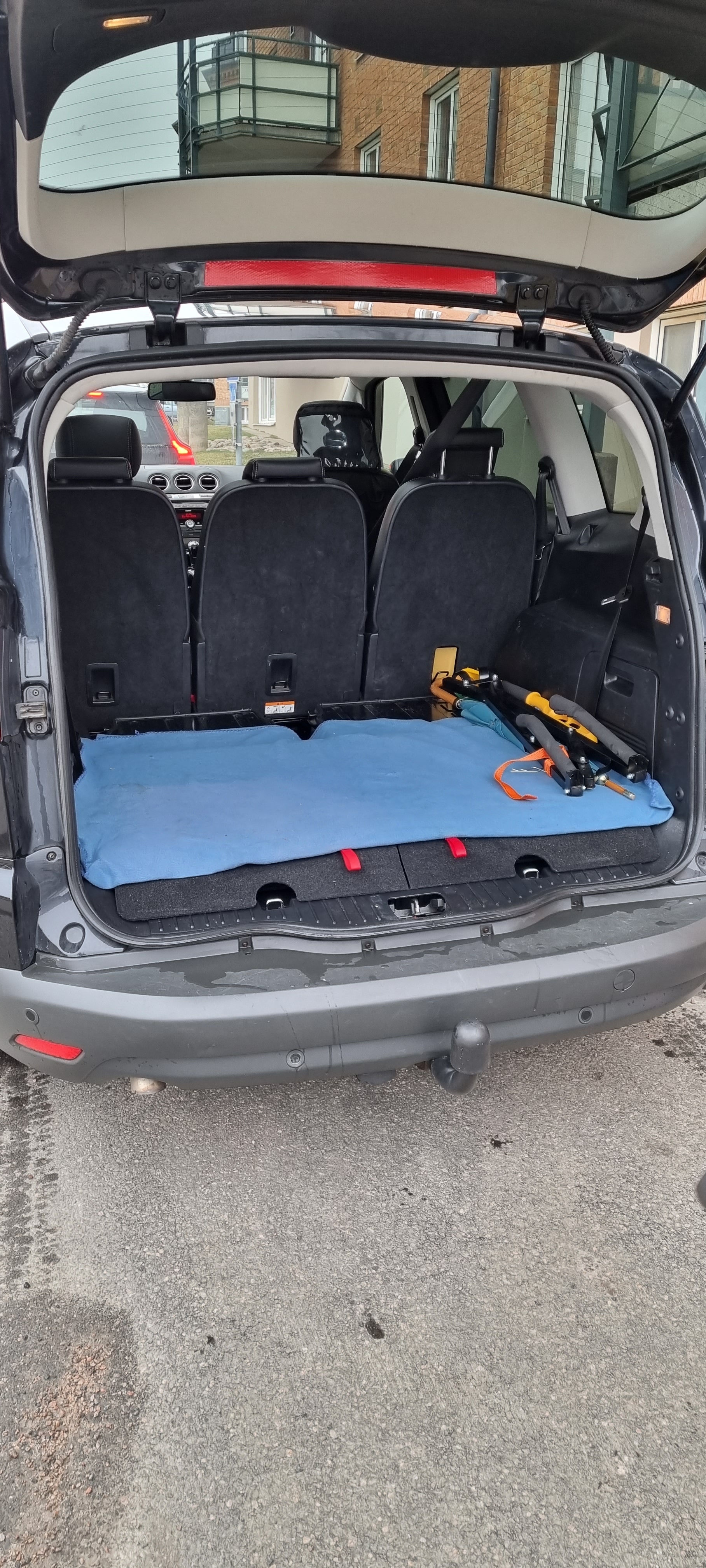 Ford S-MAX 2.0 TDCi Powershift 2011, bild 5/5