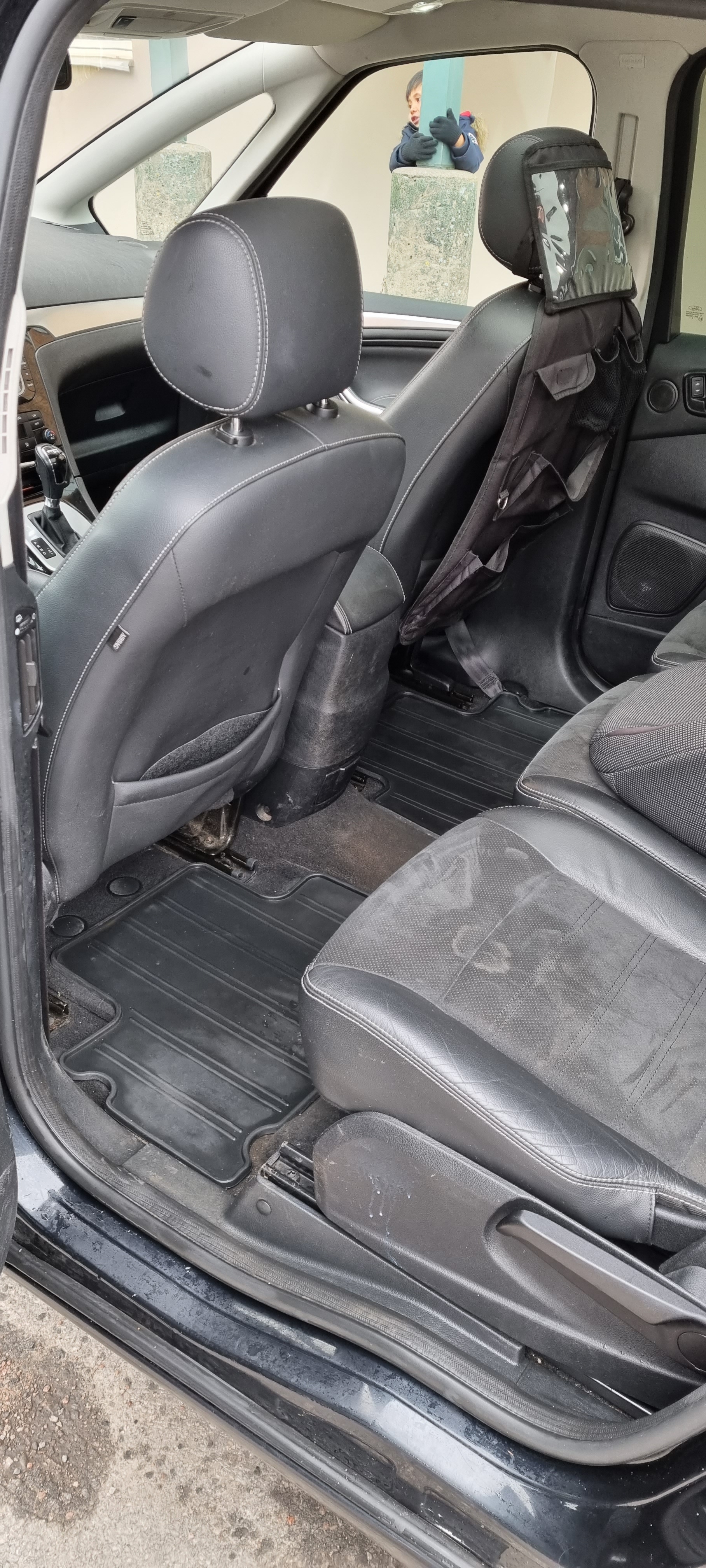 Ford S-MAX 2.0 TDCi Powershift 2011, bild 4/5