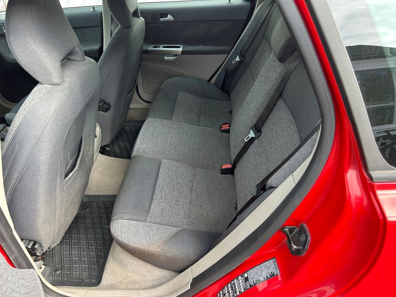 Volvo V50 2.4 Nybesiktigad 2005, bild 6/9