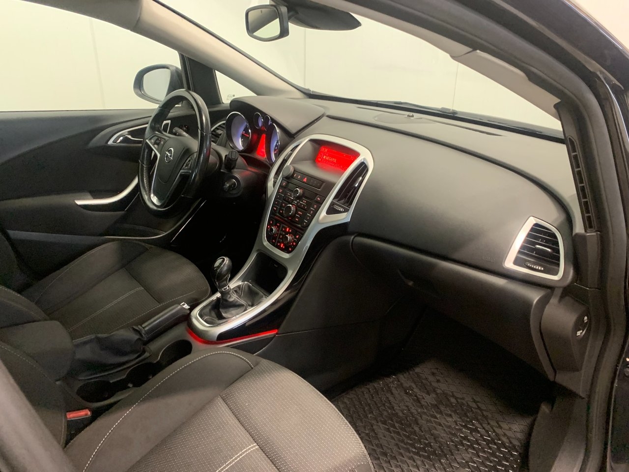 Opel Astra 1.7 CDTI Enjoy Euro 5 2012, bild 7/10