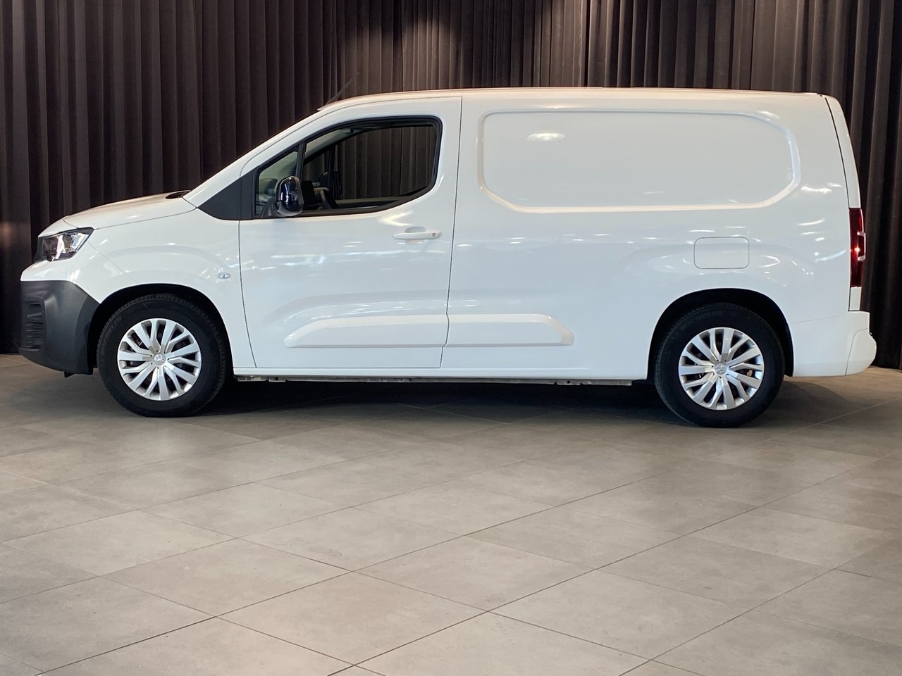 Peugeot e-Partner L2 (Lång) / PRO+ 2022, bild 3/10