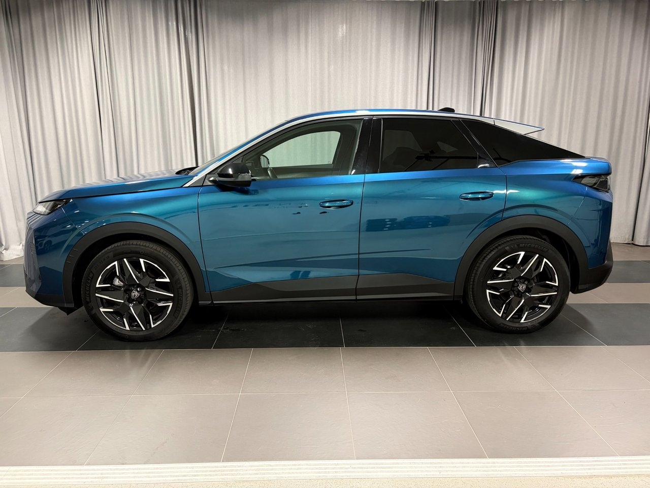 Peugeot 3008 ALLURE Hybrid AUT Inkl 2025, bild 2/10