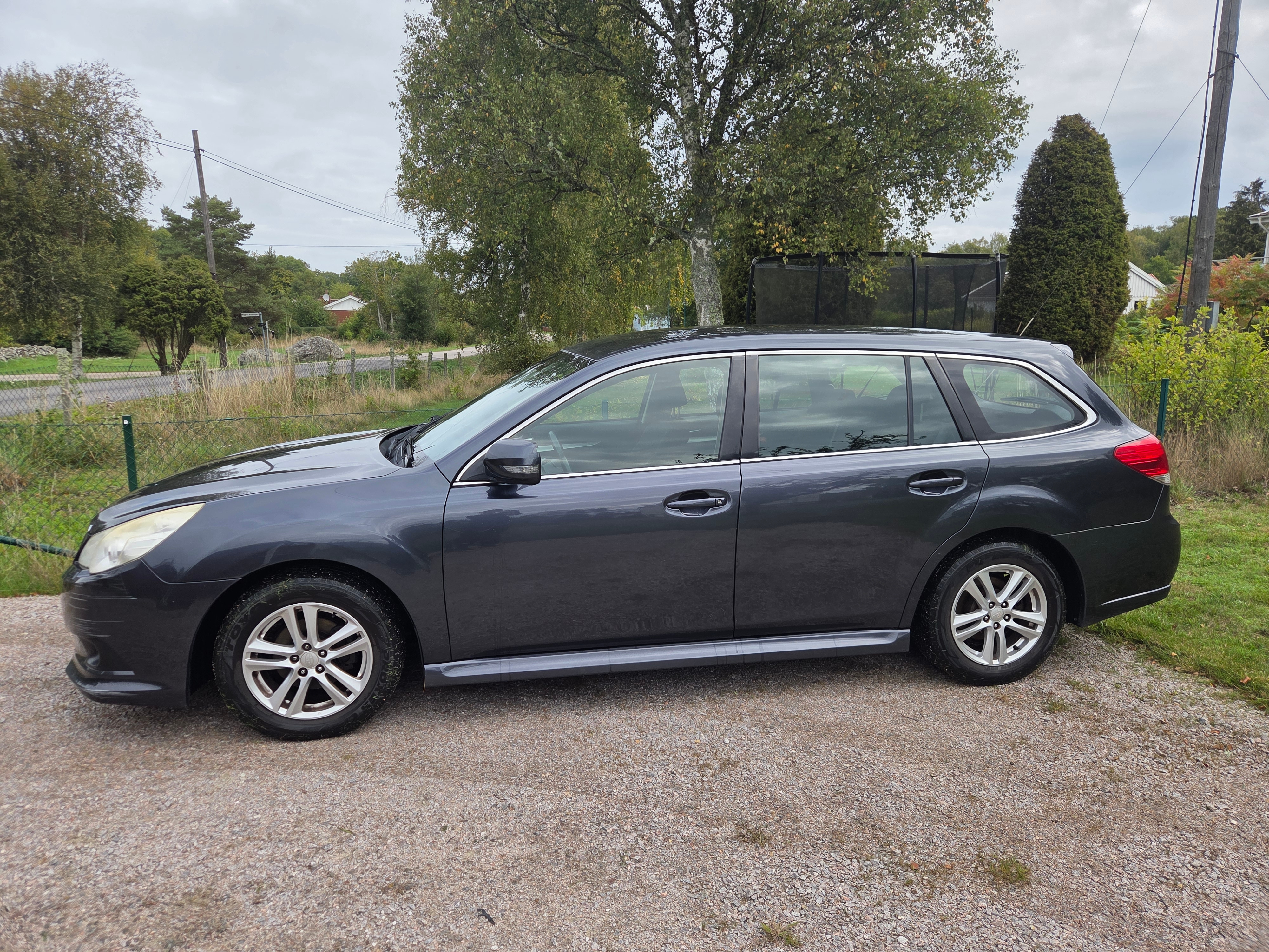 Subaru Legacy Wagon 2.0 4WD Manuell 2010, bild 2/10
