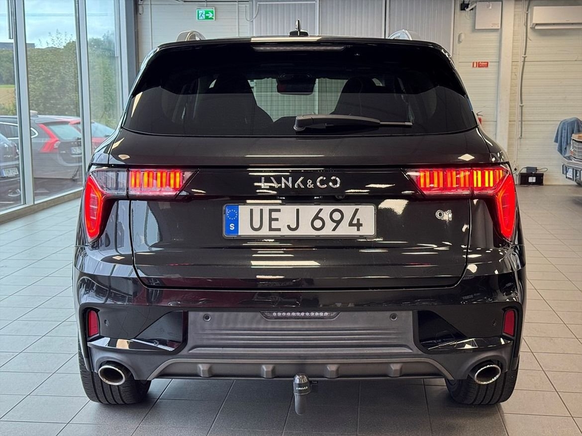 Lynk & Co 01 PHEV DCT Plug-in Hybrid 2021, kuva 4/10