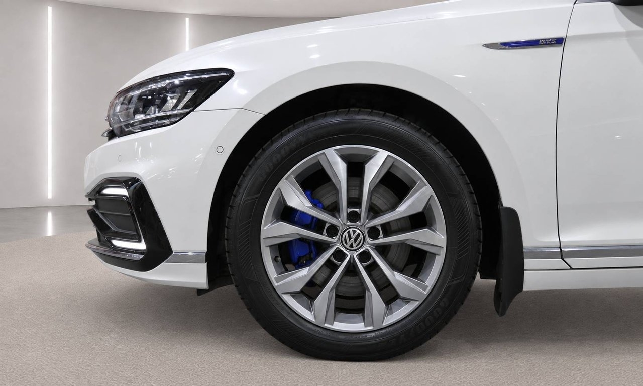 Volkswagen Passat SC GTE 1.4 TSI P-värm 2020, bild 5/10