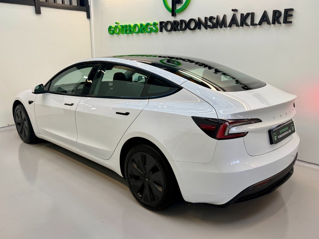 Tesla Model 3 Long Range RWD Premium 2025, bild 2/10