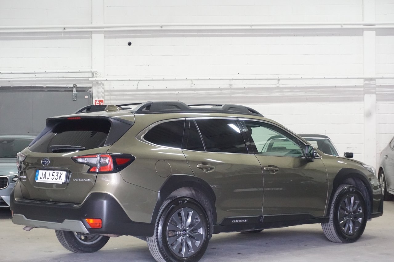 Subaru Outback 2023, bild 7/10