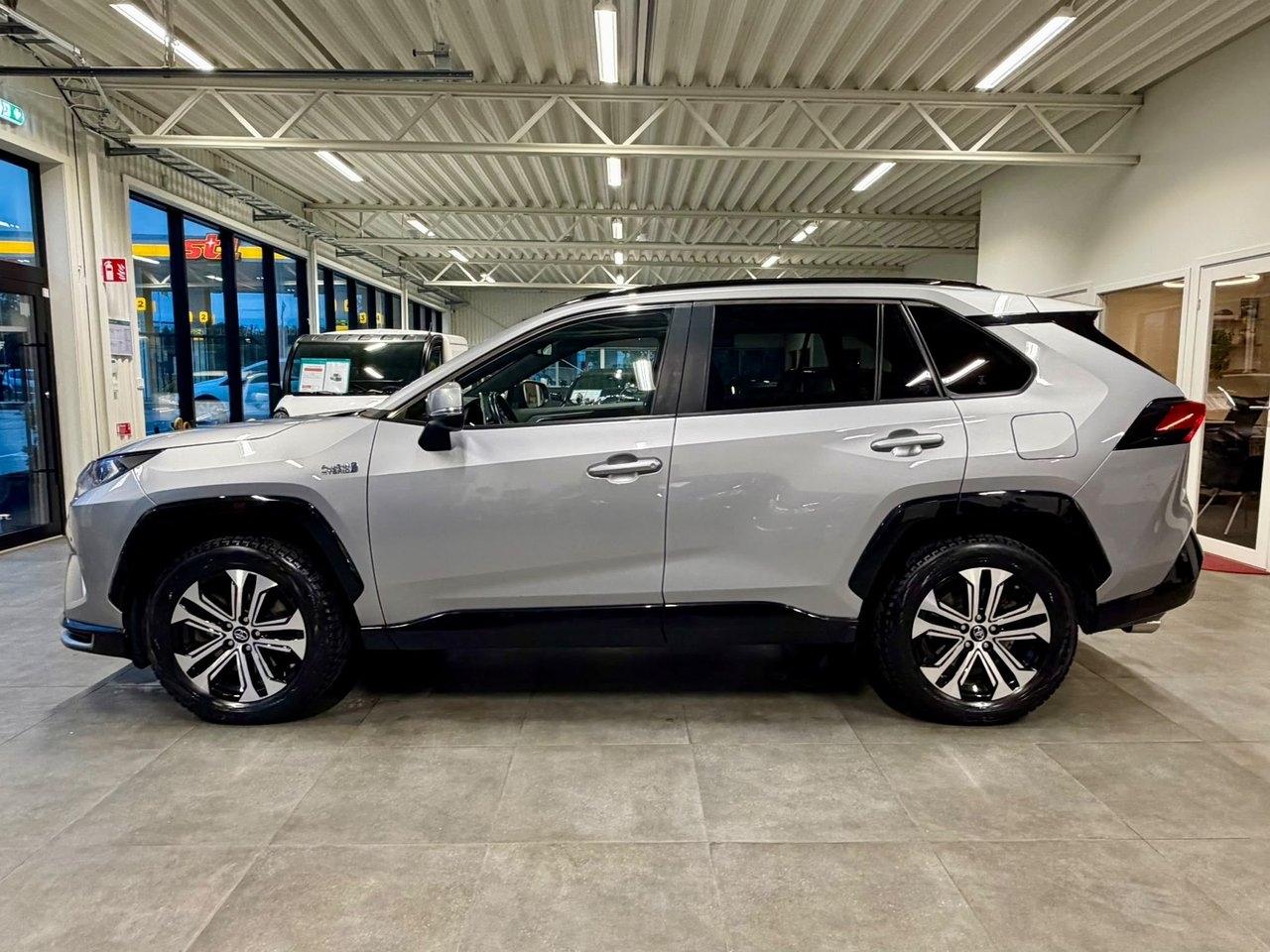 Toyota RAV4 2021, bild 4/10