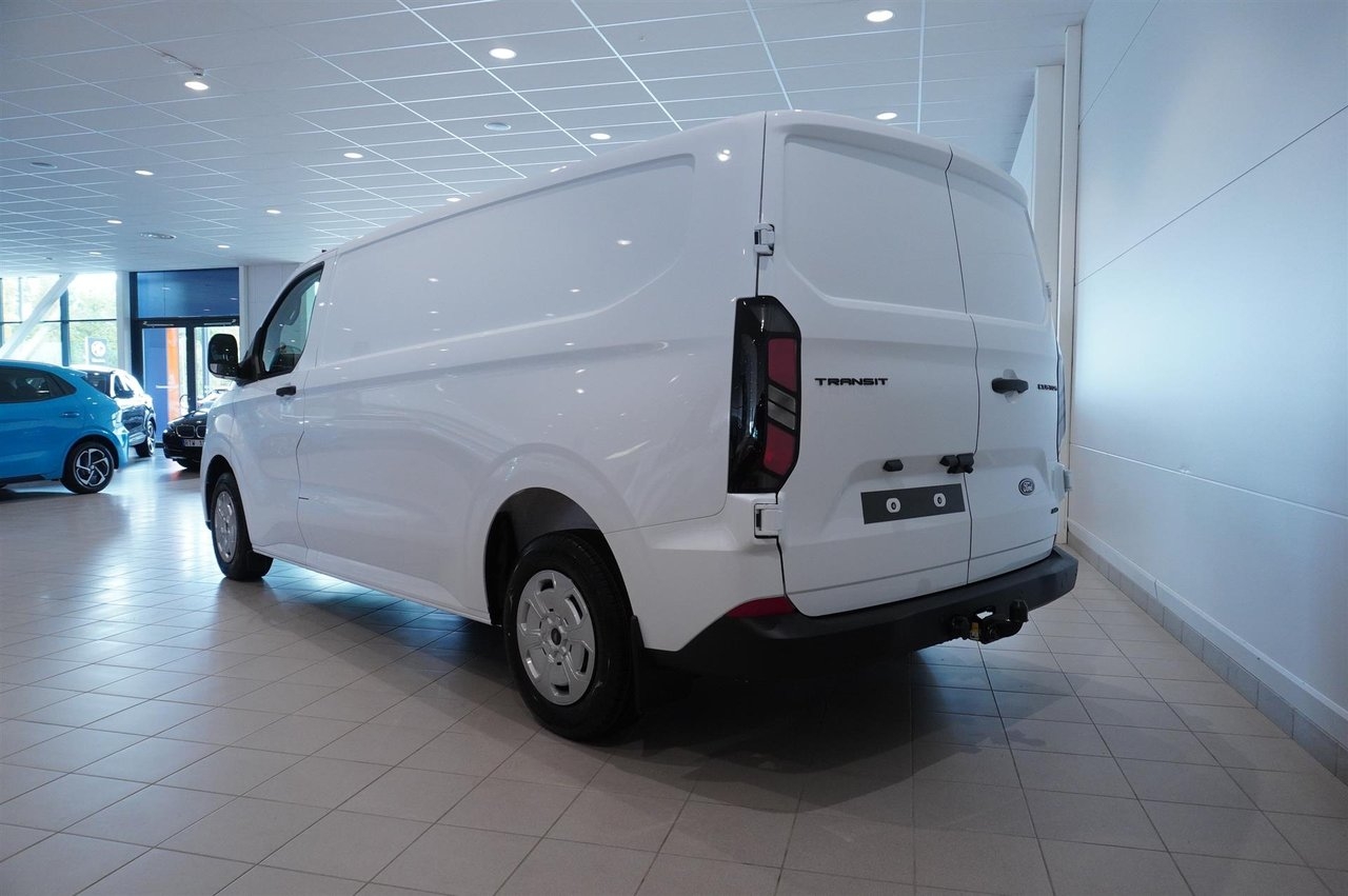 Ford Transit Custom 2026, bild 3/9