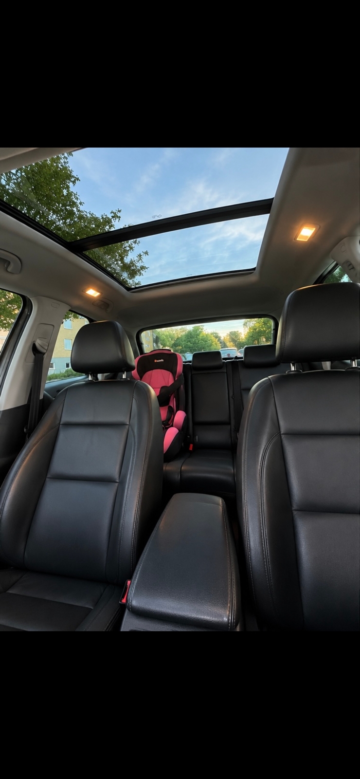 Volkswagen Tiguan 2011, bild 2/4