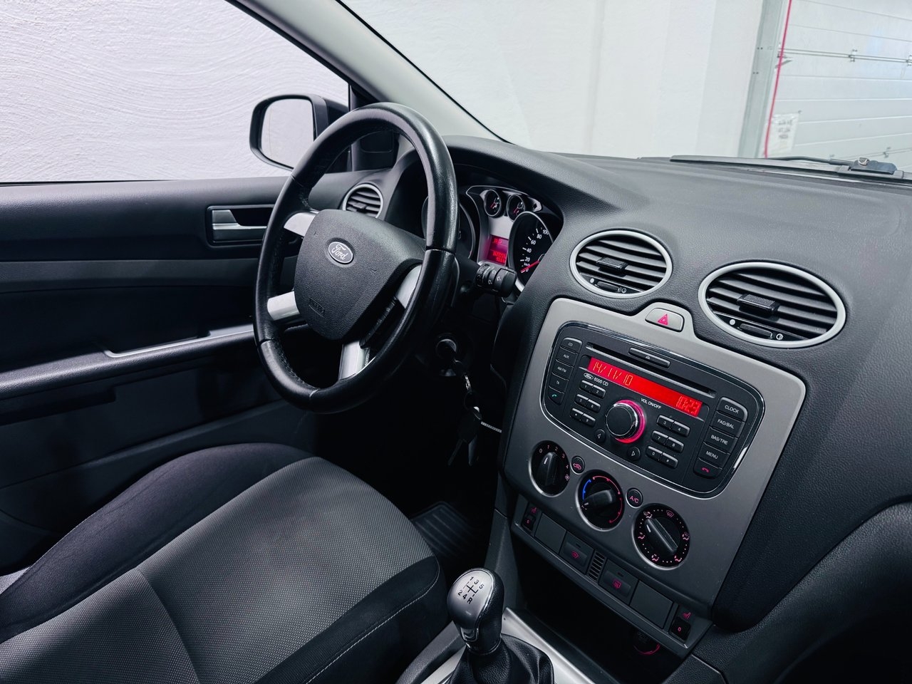 Ford Focus 2011, bild 4/10
