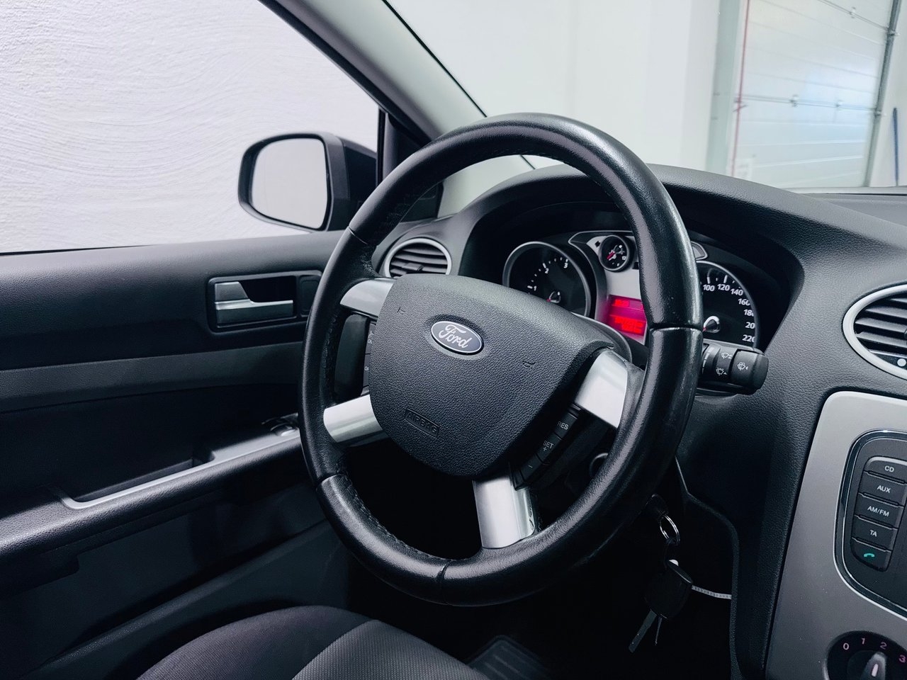 Ford Focus 2011, bild 3/10
