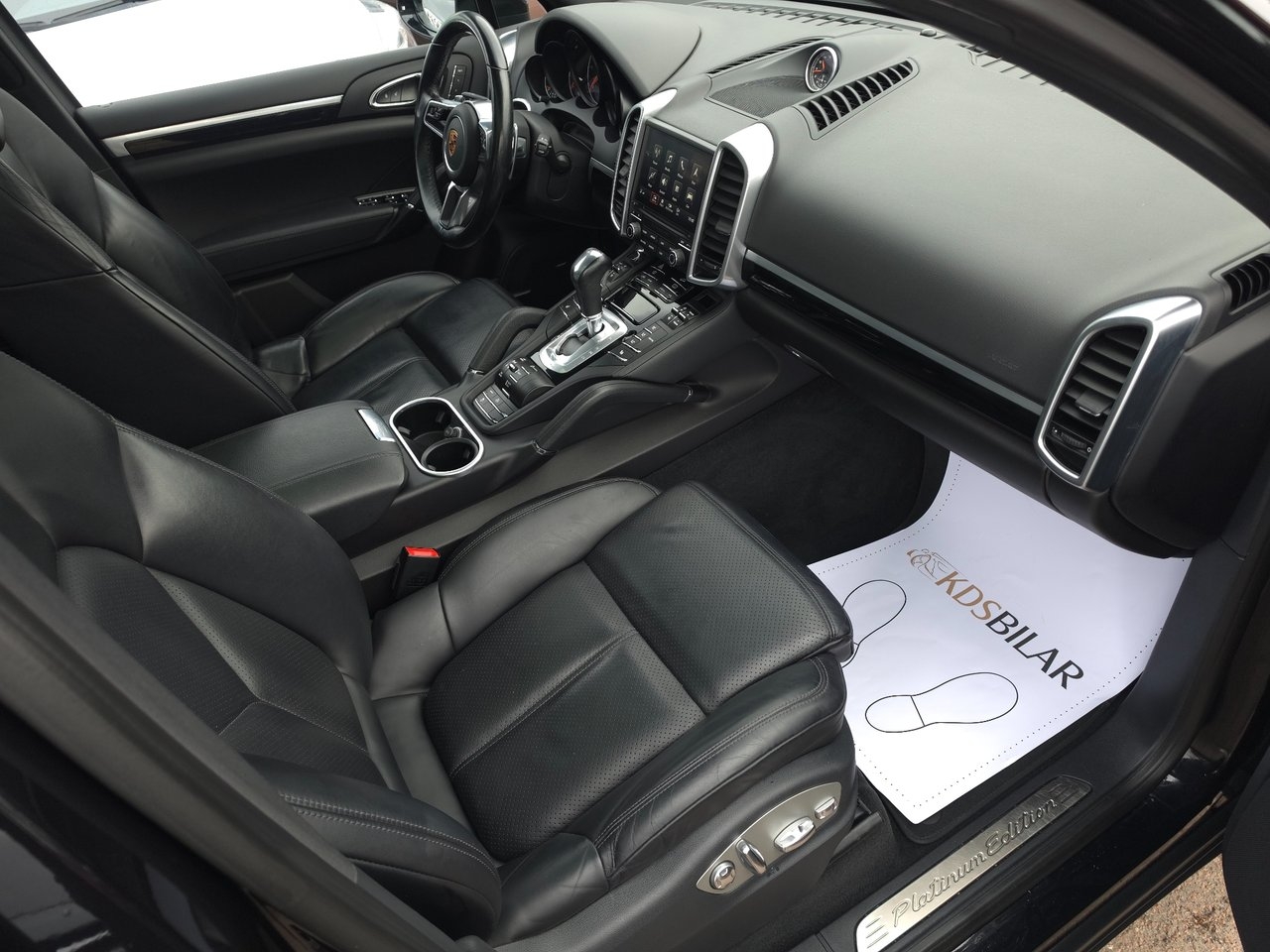 Porsche Cayenne 2017, bild 7/10