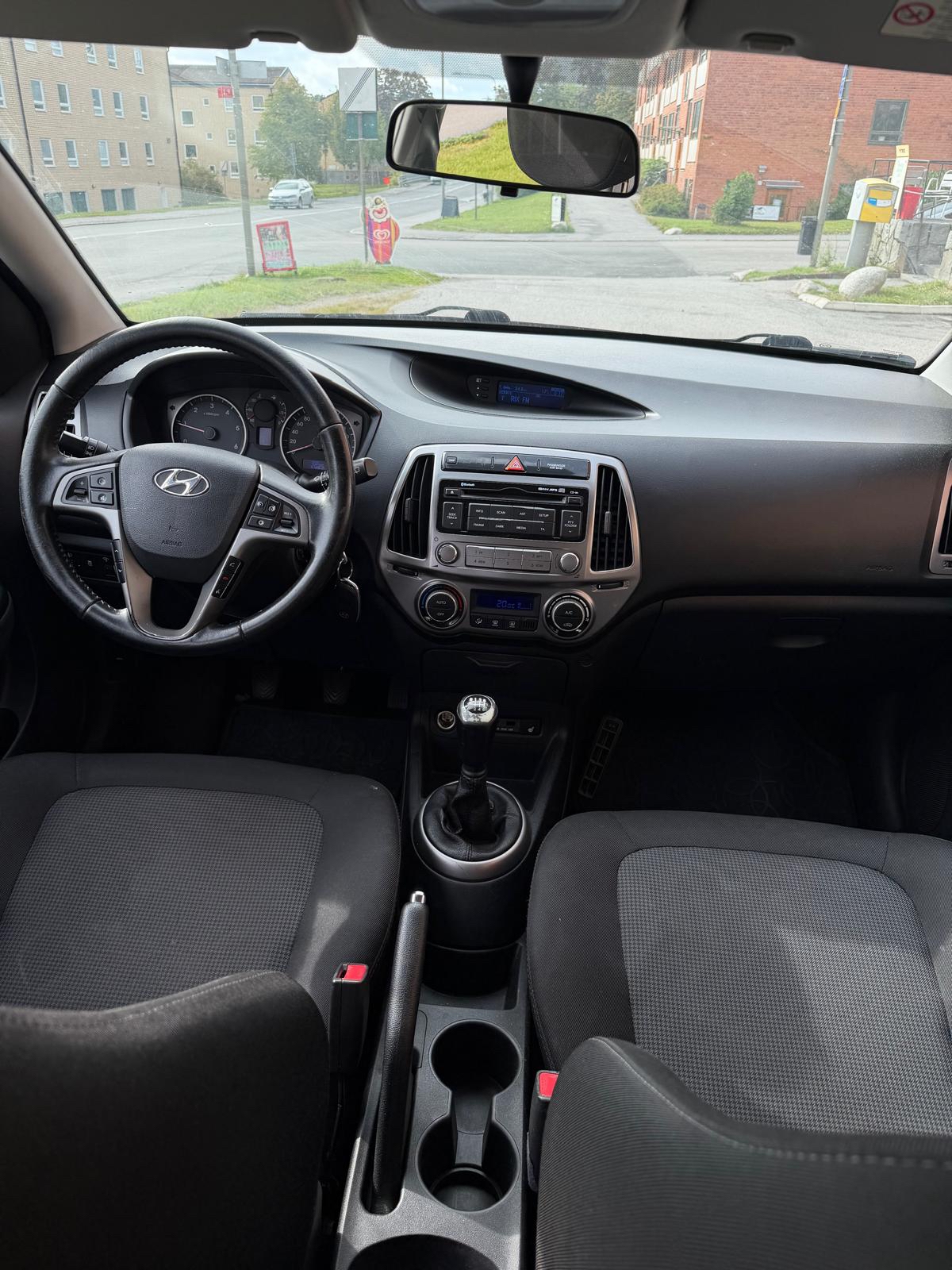 Hyundai i20 2013, bild 5/8