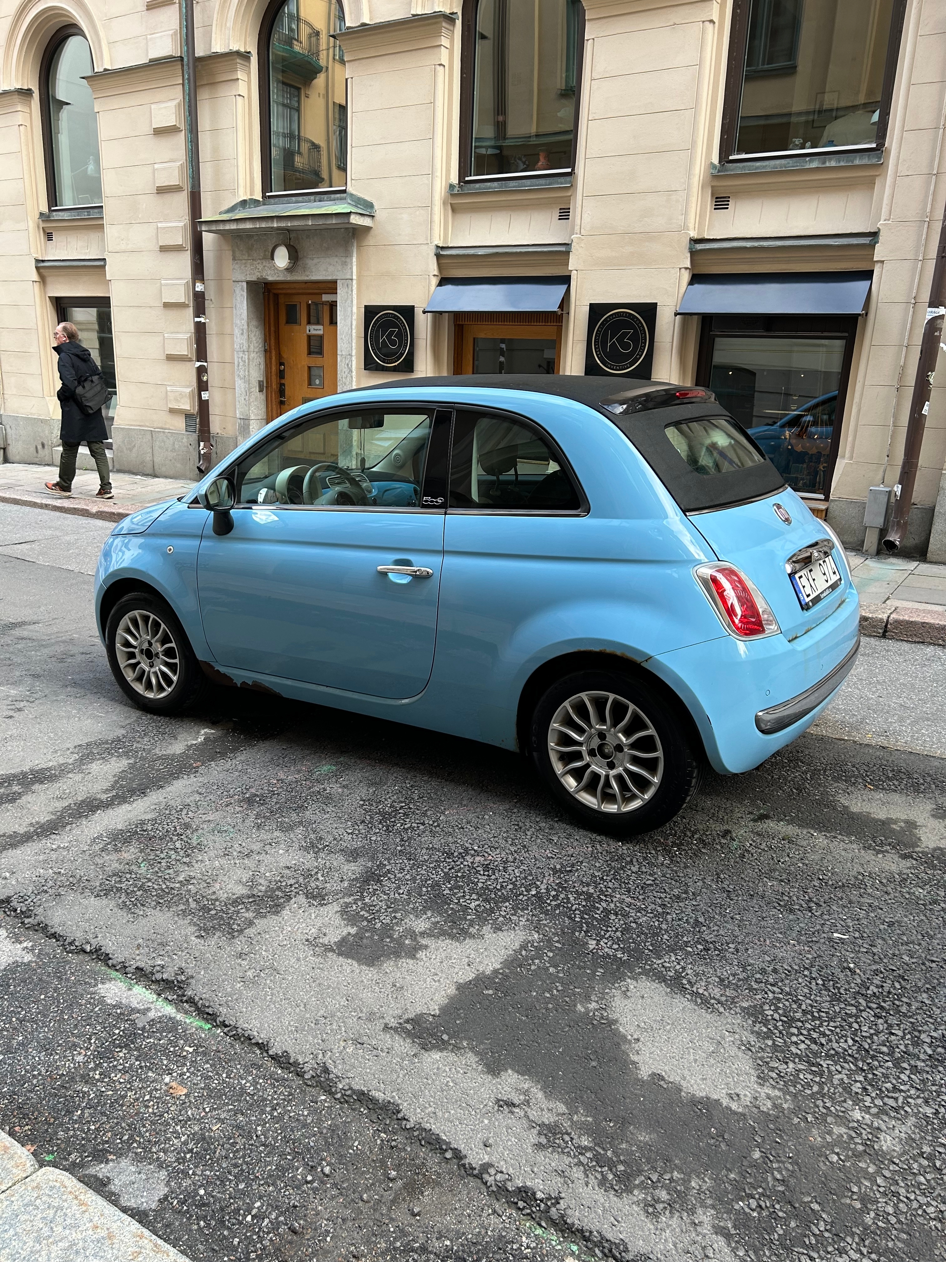 Fiat 500C 1.2 8V Manuell Cab 2012, bild 2/10