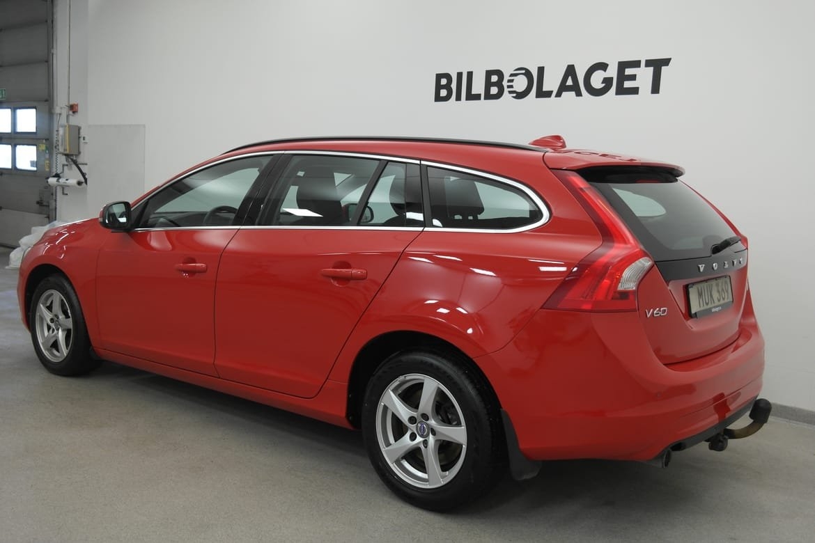 Volvo V60 D3 Momentum Business Edition 2016, kuva 6/10