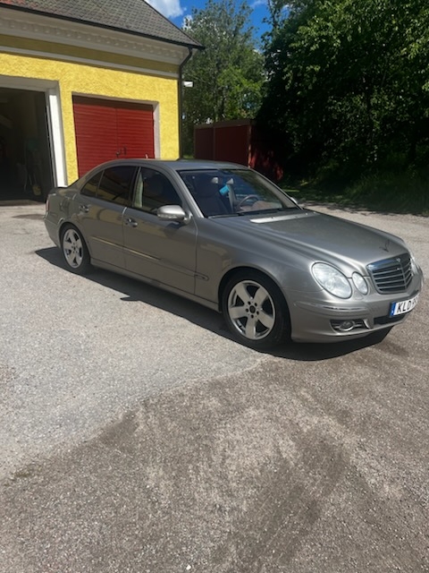 Mercedes-Benz E