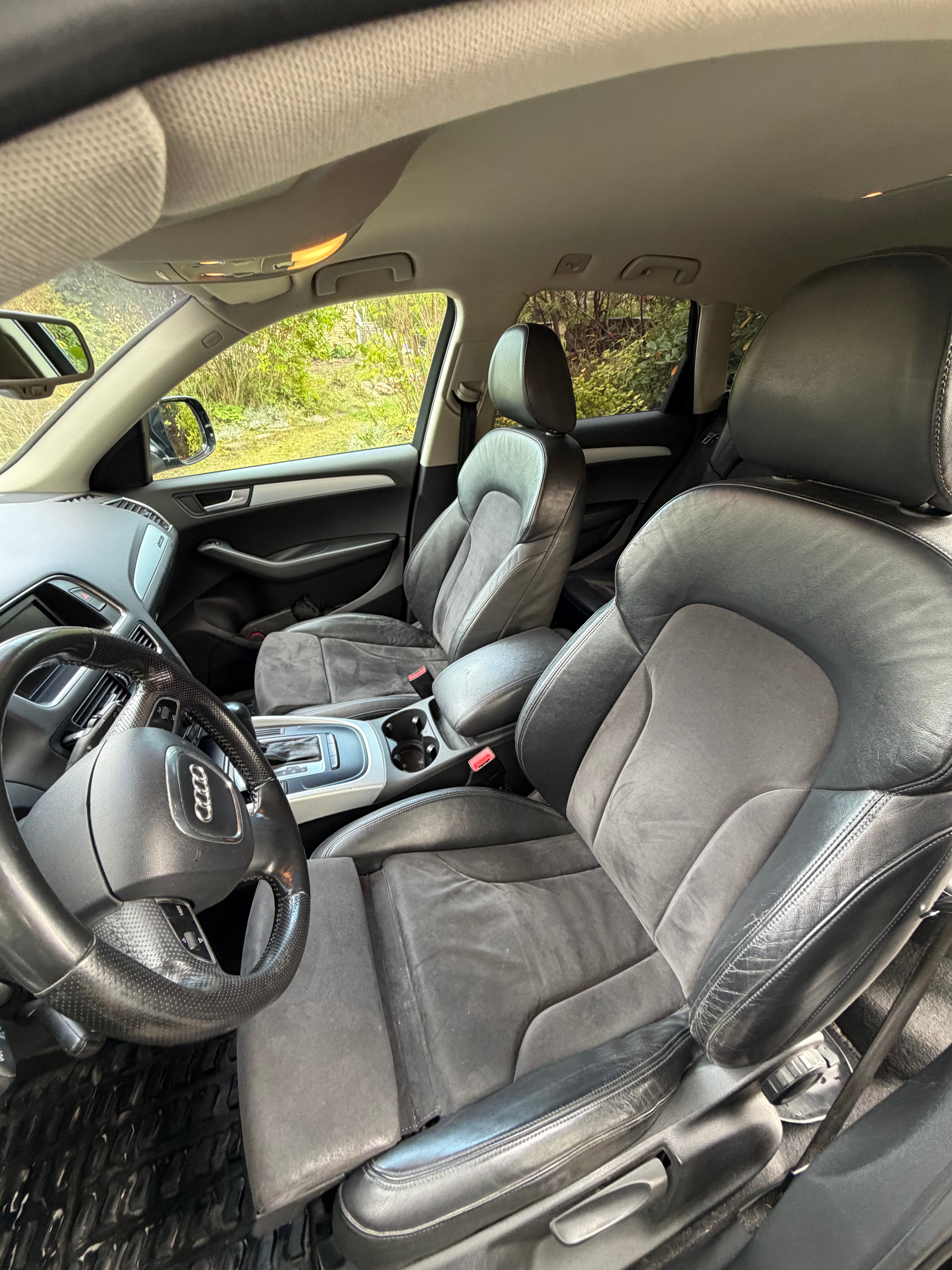 Audi Q5 2.0 TDI DPF quattro S Tronic 2010, kuva 7/8