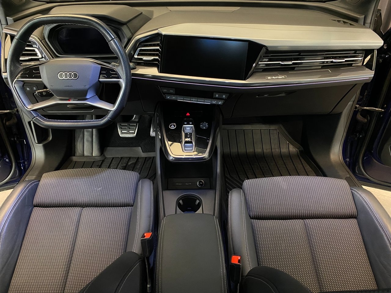 Audi Q4 e-tron 2022, bild 6/10