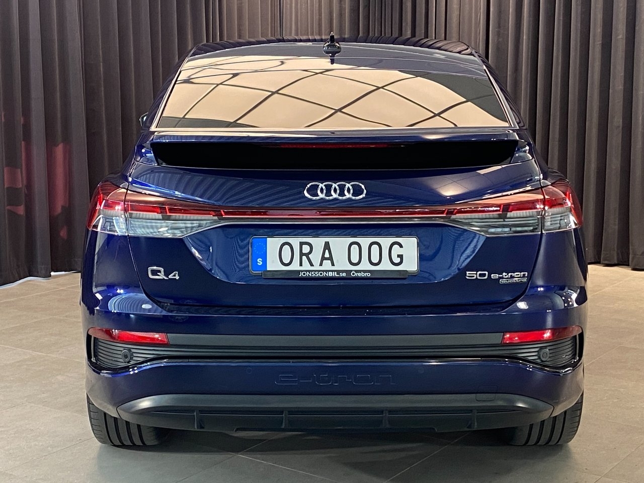 Audi Q4 e-tron 2022, bild 2/10