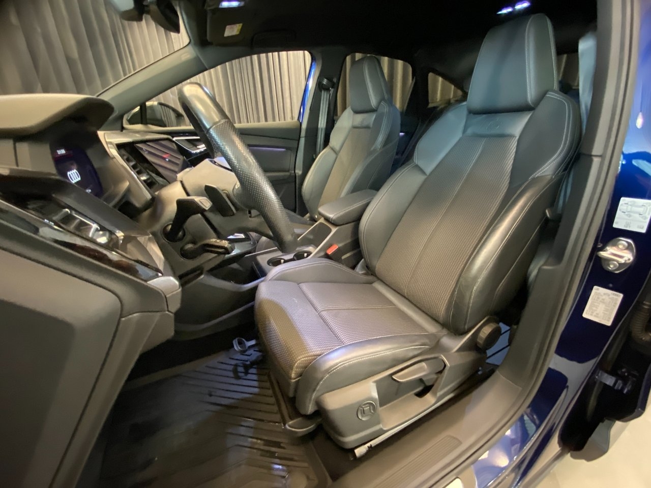 Audi Q4 e-tron 2022, bild 7/10