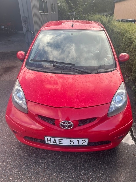 Toyota Aygo 3-dörrar 1.0 VVT-i Manuell 2008, bild 2/6