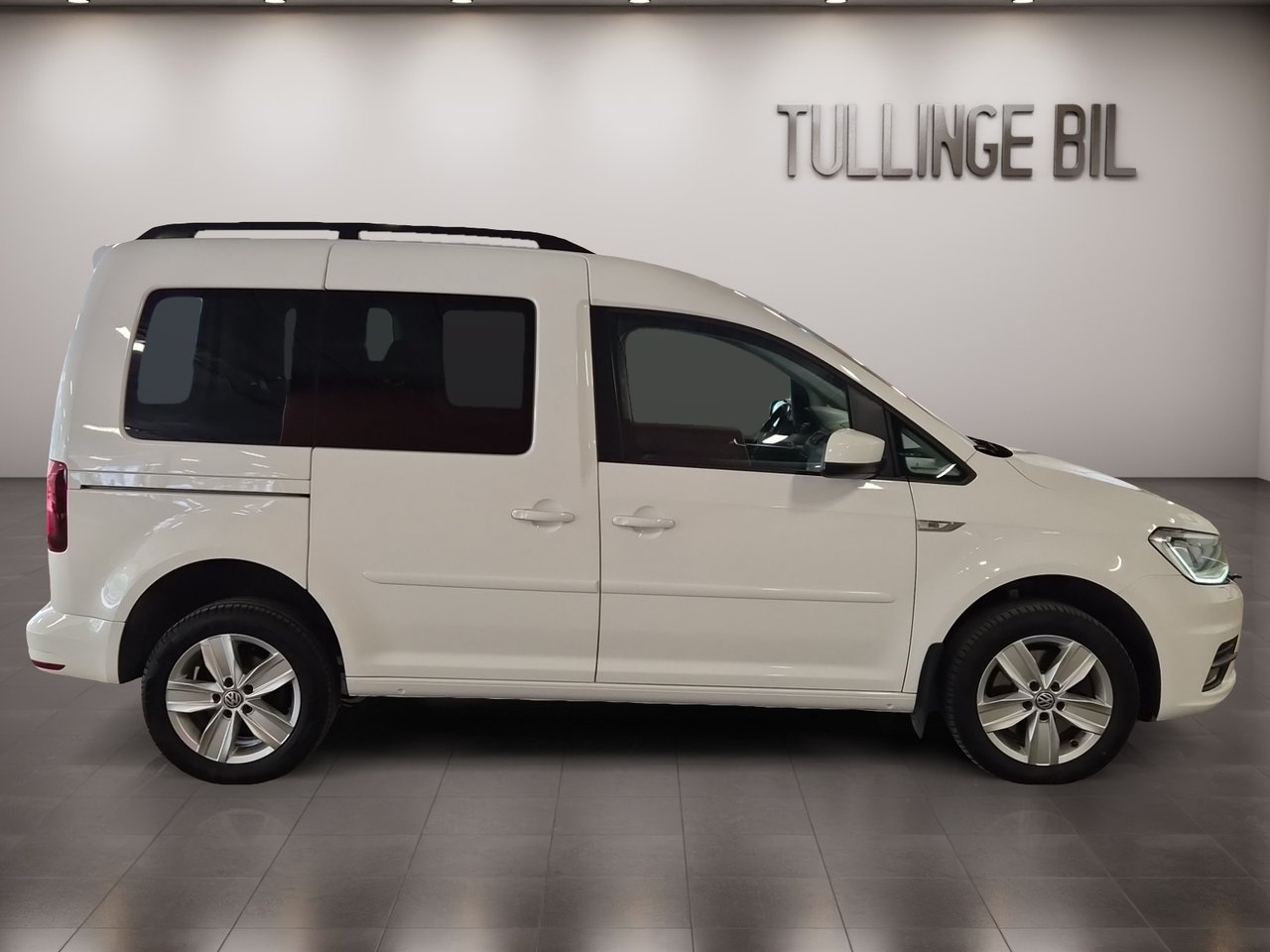 Volkswagen Caddy 2019, kuva 6/10