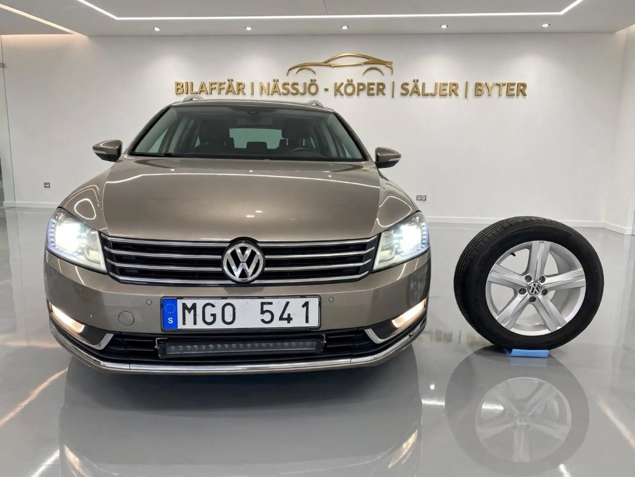 Volkswagen Passat 2012, bild 2/10