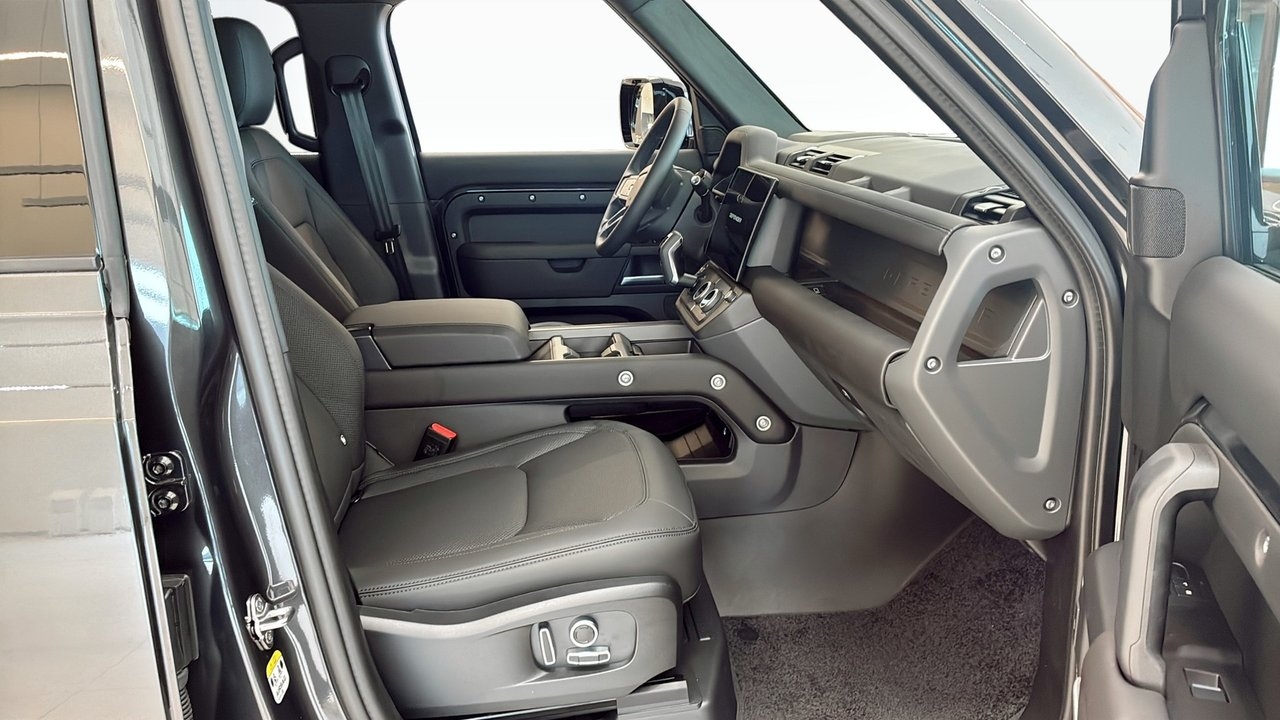 Land Rover Defender 2026, bild 3/9