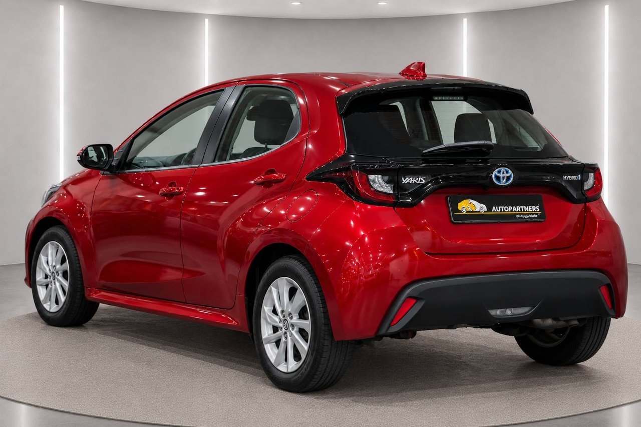 Toyota Yaris Hybrid CVT 116hk Active 2023, kuva 3/10
