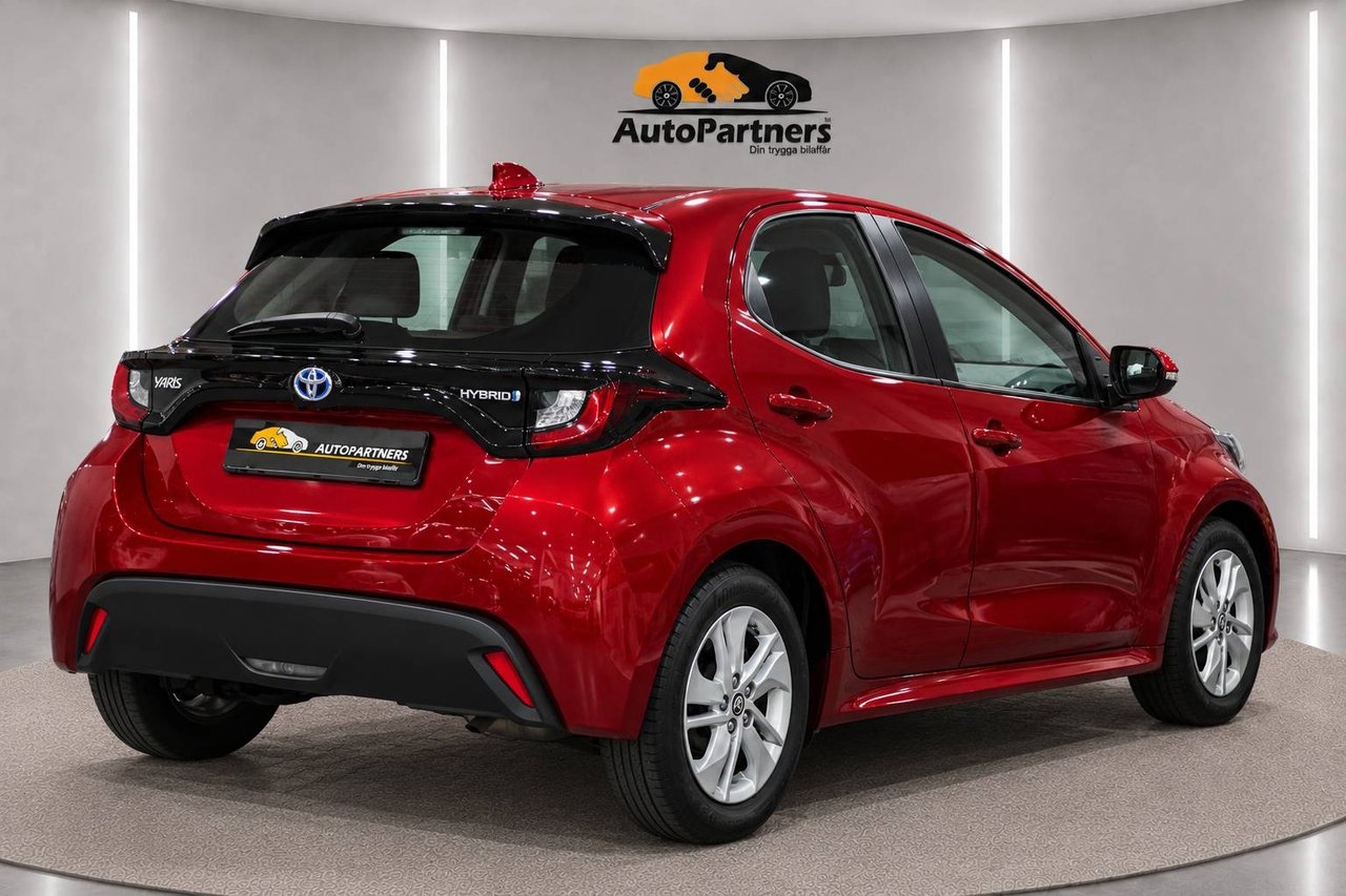 Toyota Yaris Hybrid CVT 116hk Active 2023, kuva 4/10