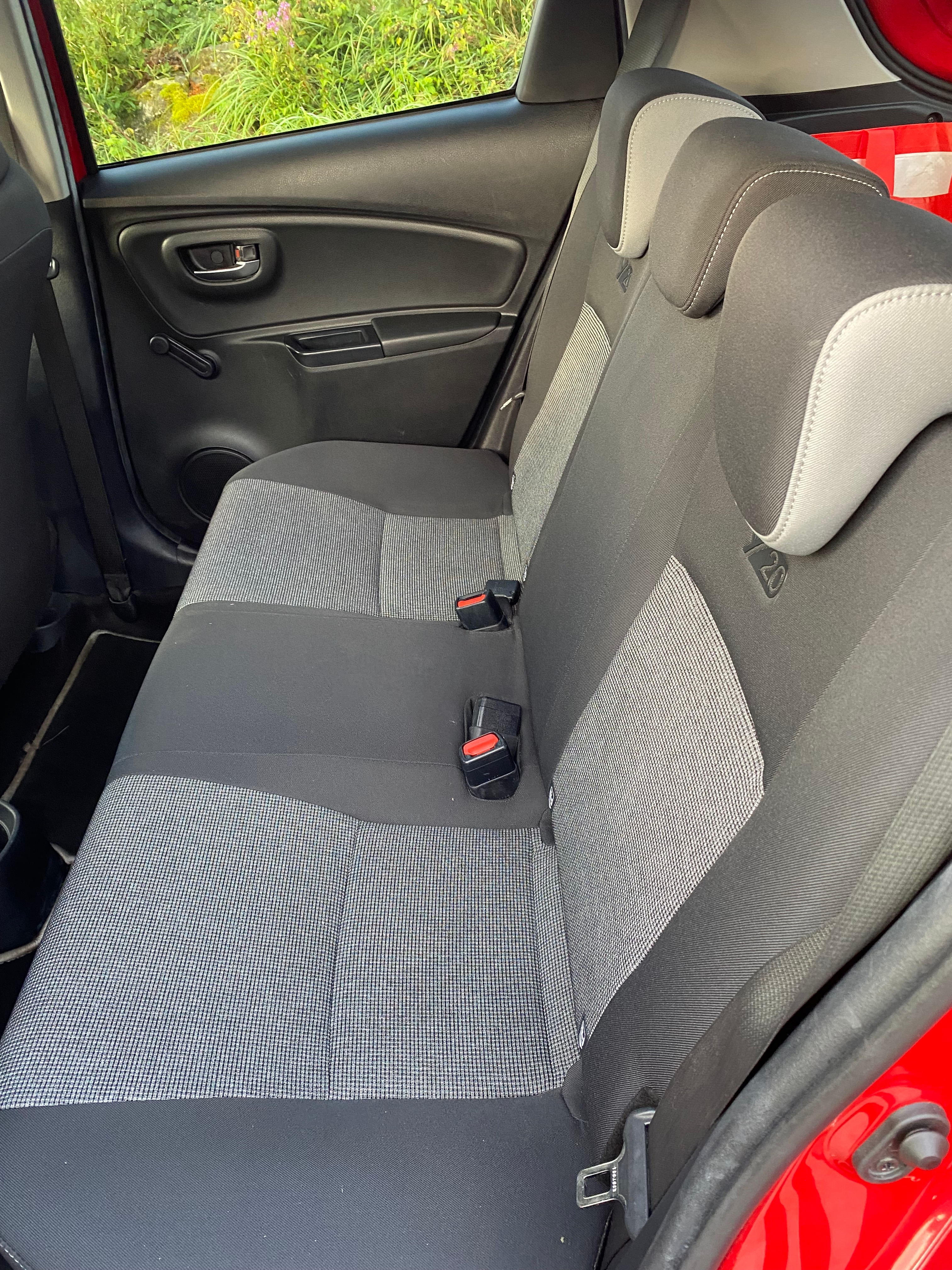 Toyota Yaris 2019, bild 6/8