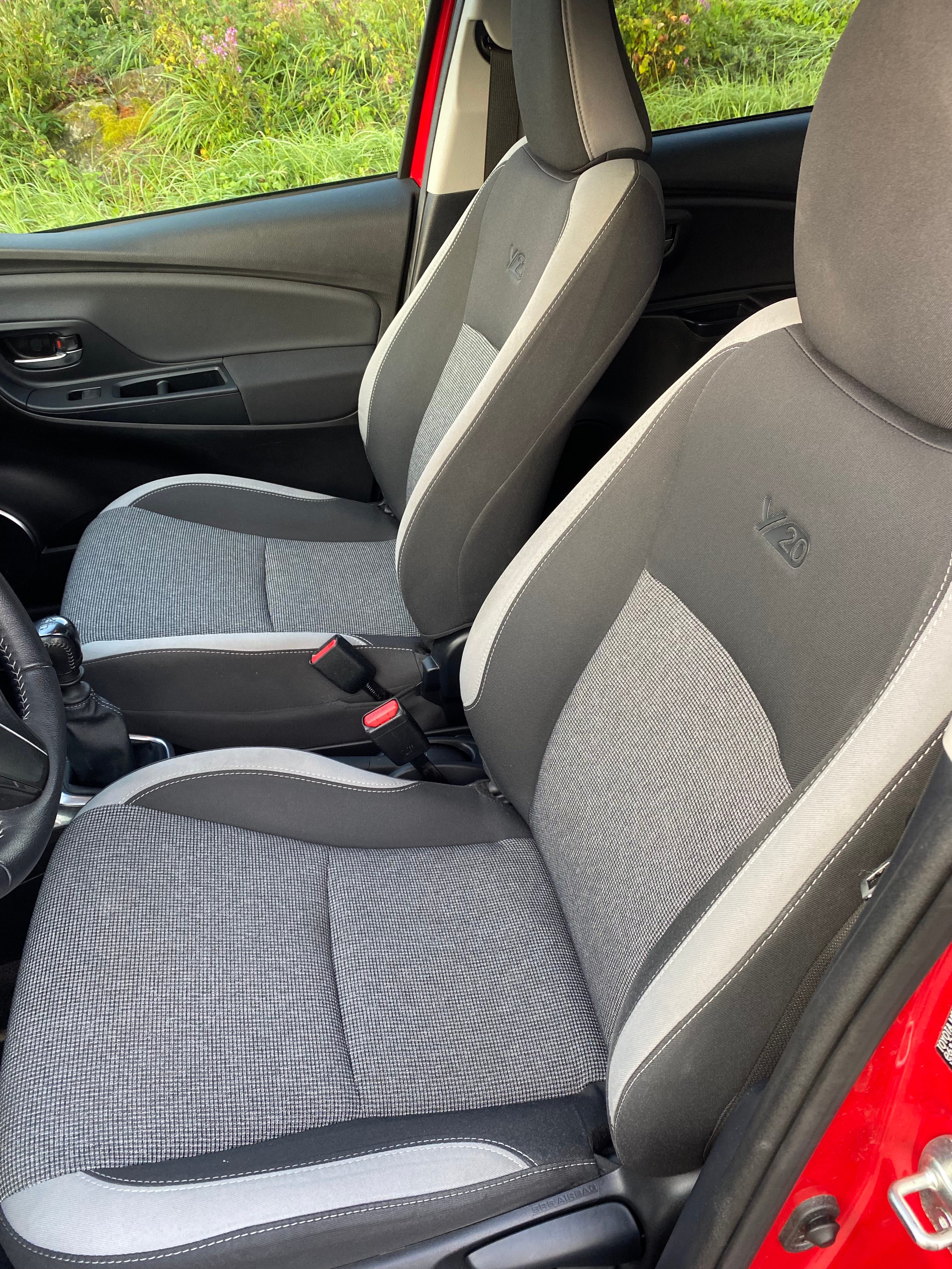 Toyota Yaris 2019, bild 5/8