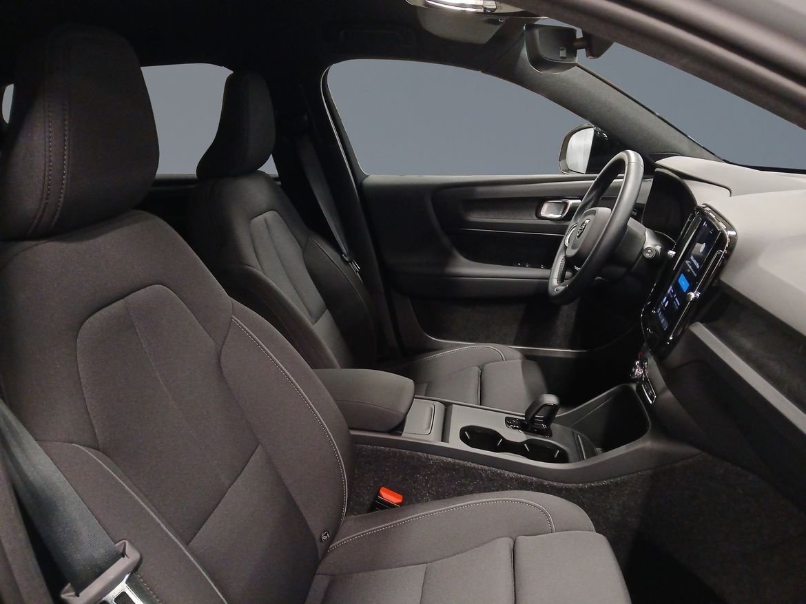 Volvo EX40 2025, kuva 6/10