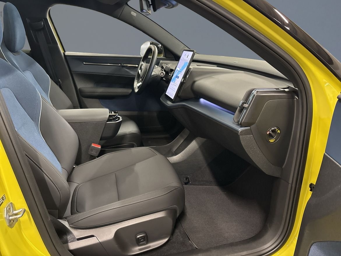 Volvo EX30 2025, bild 7/15