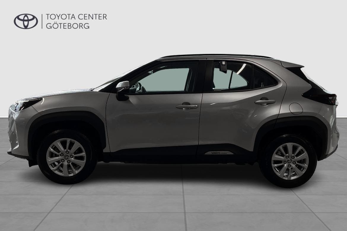 Toyota Yaris Cross 1,5 ACTIVE TAKRELING 2025, photo 4/10