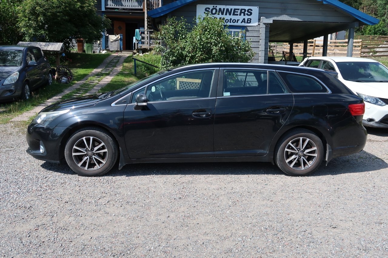 Toyota Avensis 2013, bild 3/7