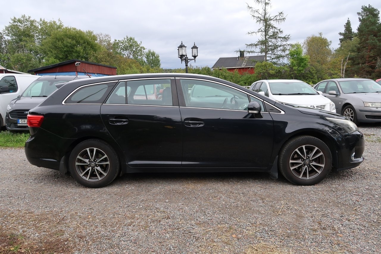 Toyota Avensis 2013, bild 5/7