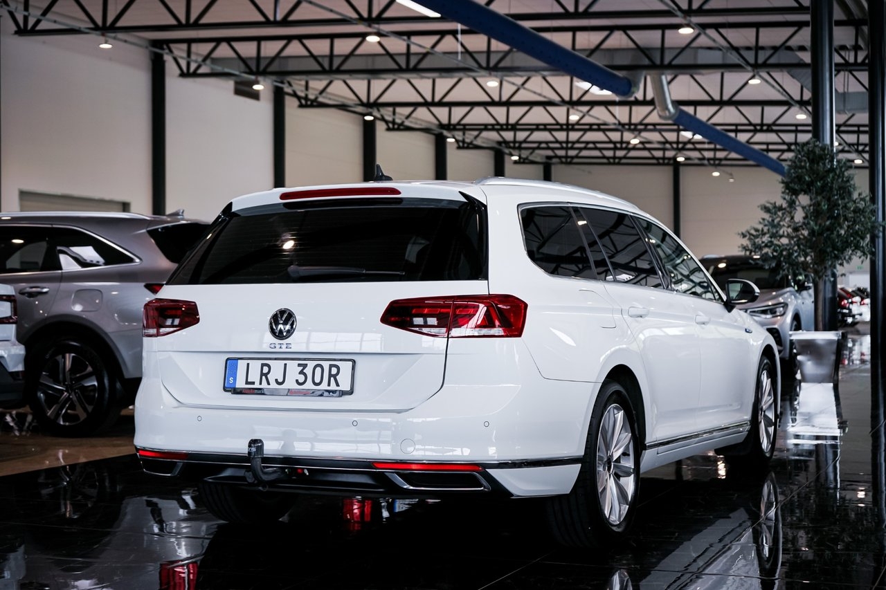 Volkswagen Passat 2022, bild 6/10