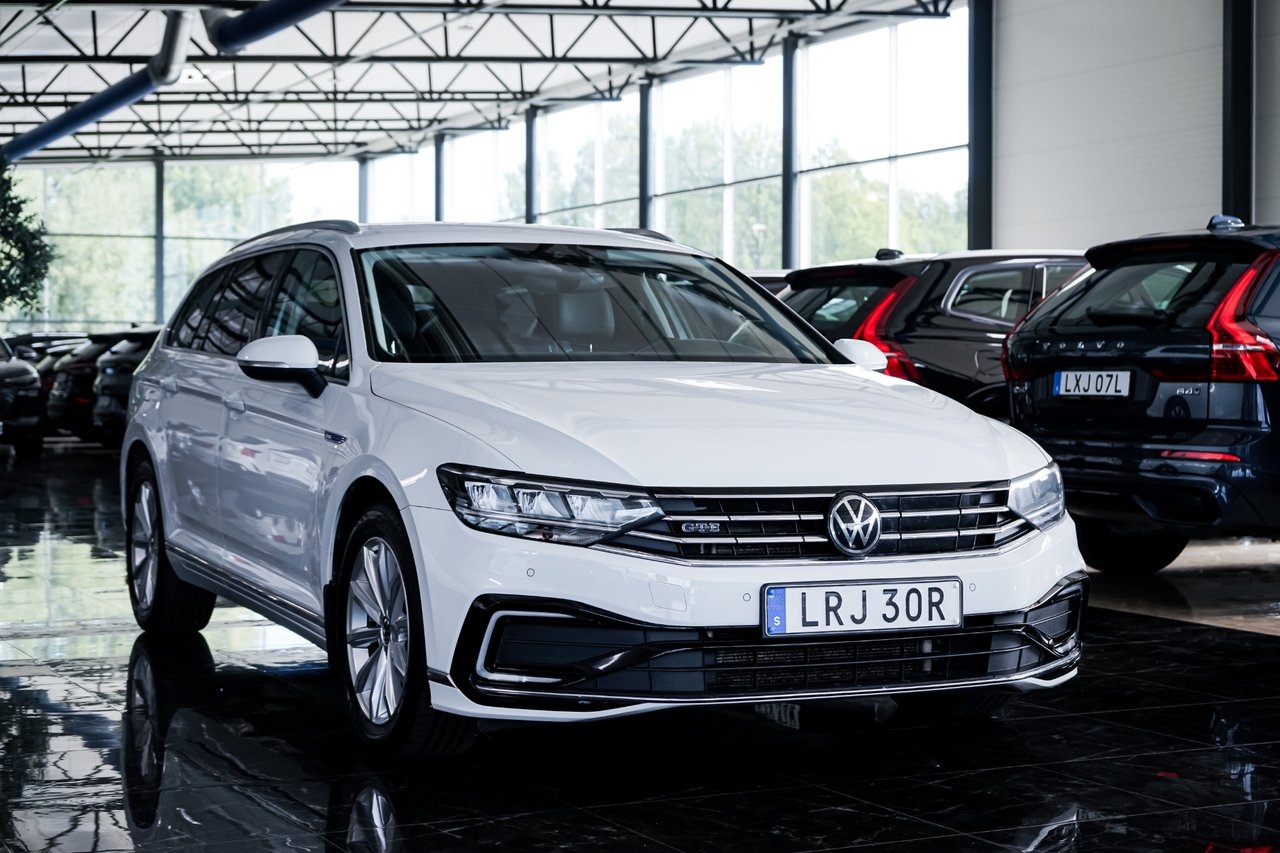 Volkswagen Passat 2022, bild 2/10