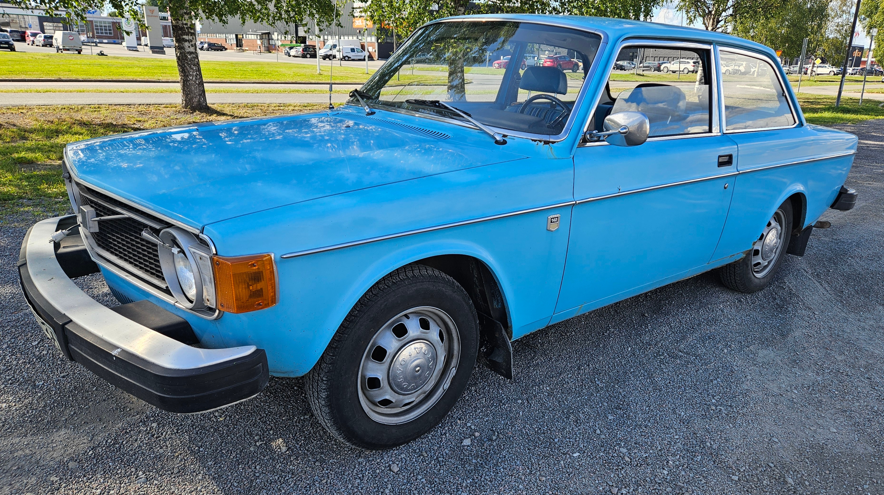 Volvo 142